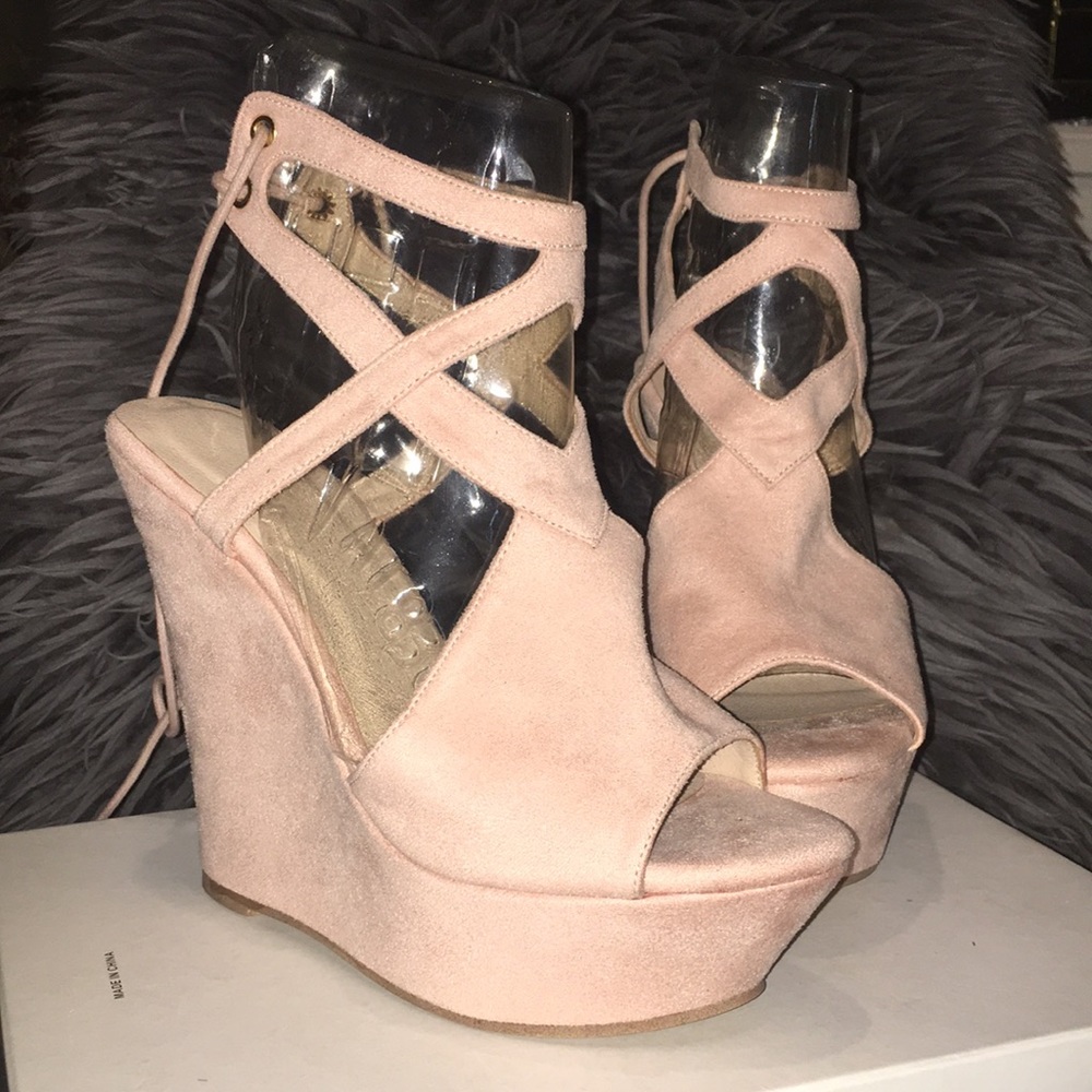 🌺by Shoe Pie, Soft Pink Wedge Platform Heels🌺